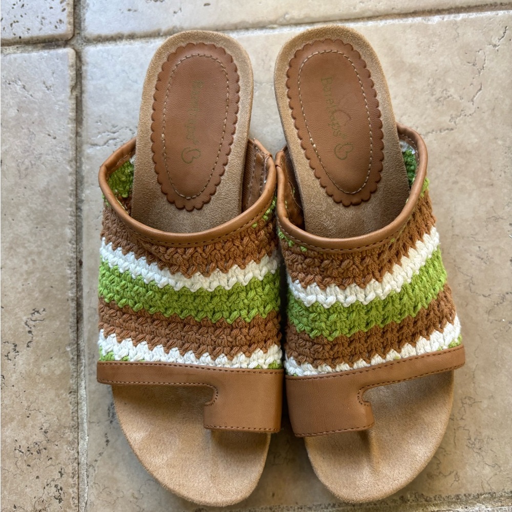 BareTraps Brown and Green Woven Sandals